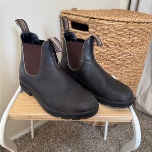 Blundstone Dark Brown Chelsea Boots
